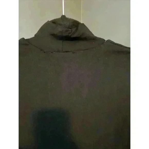 Tahari Women's Black Tank Top Size Small Cross Cross Design Dressy Tank Top - Picture 7 of 14